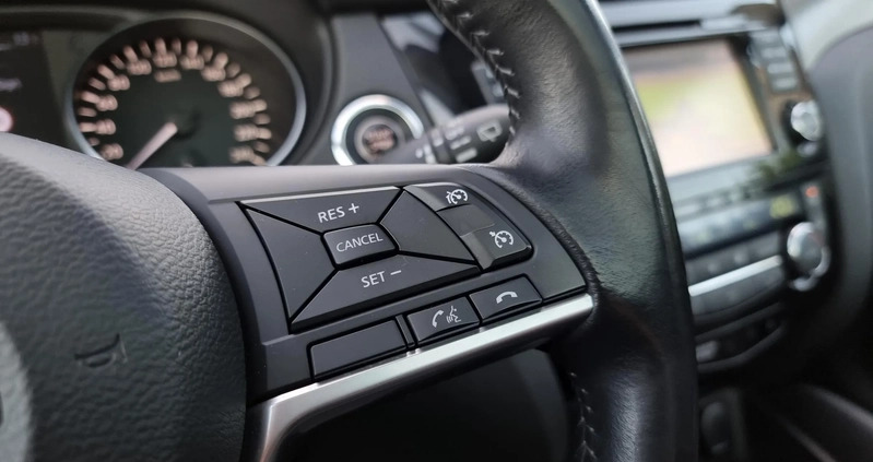 Nissan Qashqai cena 84300 przebieg: 37100, rok produkcji 2017 z Oświęcim małe 781